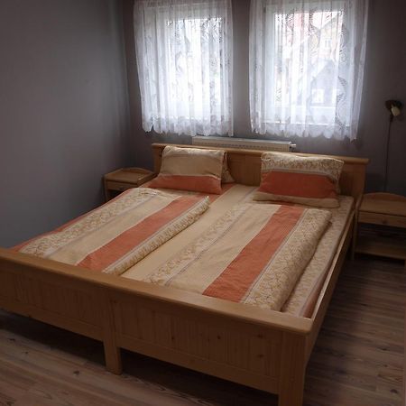 Apartments Viktoria Klinovec Kovarska Ngoại thất bức ảnh