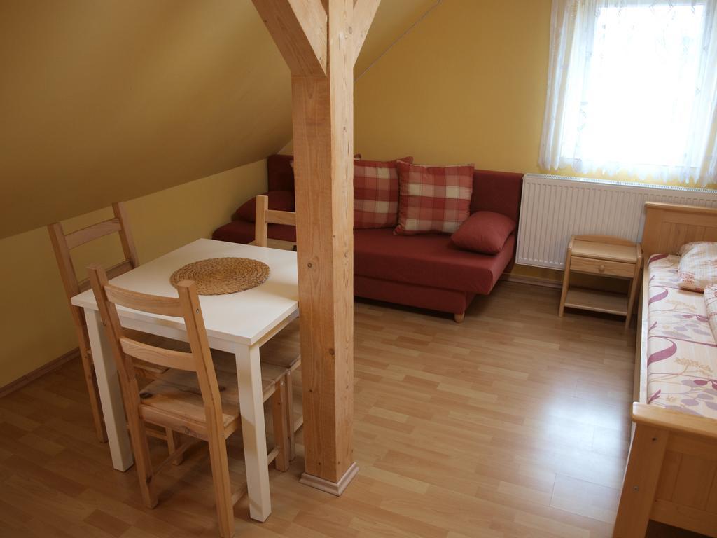 Apartments Viktoria Klinovec Kovarska Ngoại thất bức ảnh