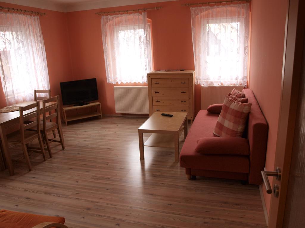 Apartments Viktoria Klinovec Kovarska Ngoại thất bức ảnh